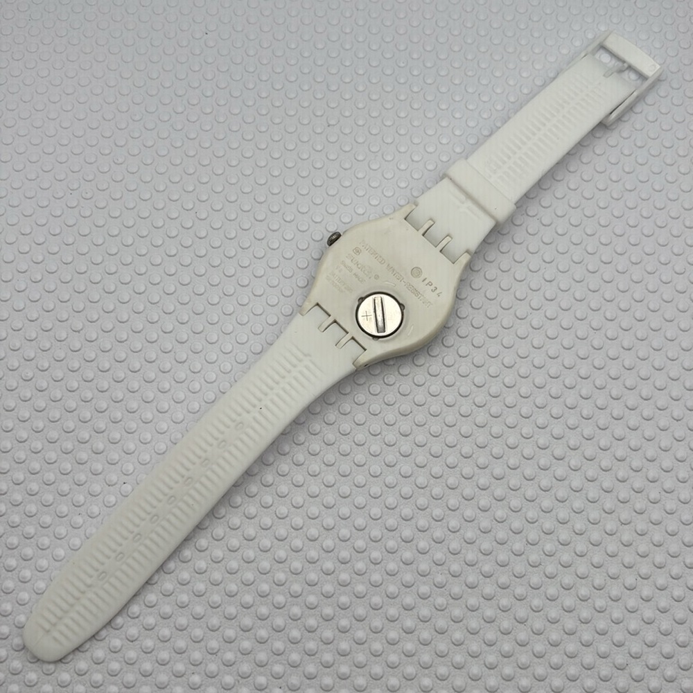 Swatch Watch - SUOW701 - WHITE REBEL - Picture 6 of 9